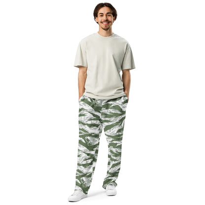 American Tiger Stripe Arctic Noorvik CAMO Wide-leg joggers - Joggers