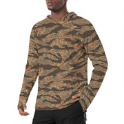 Tiger Stripe Emberwood CAMO Mens Sunscreen Sports Hoodie With Thumb Holes