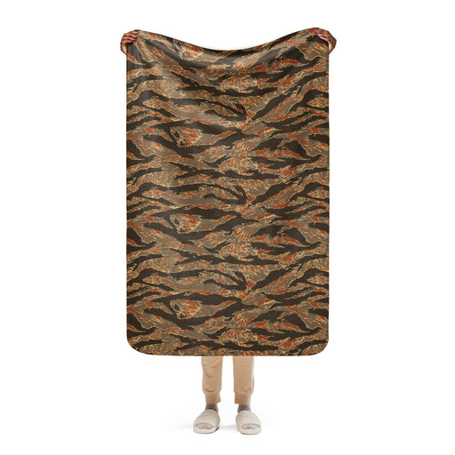 Tiger Stripe Emberwood CAMO Sherpa Blanket - 37″×57″