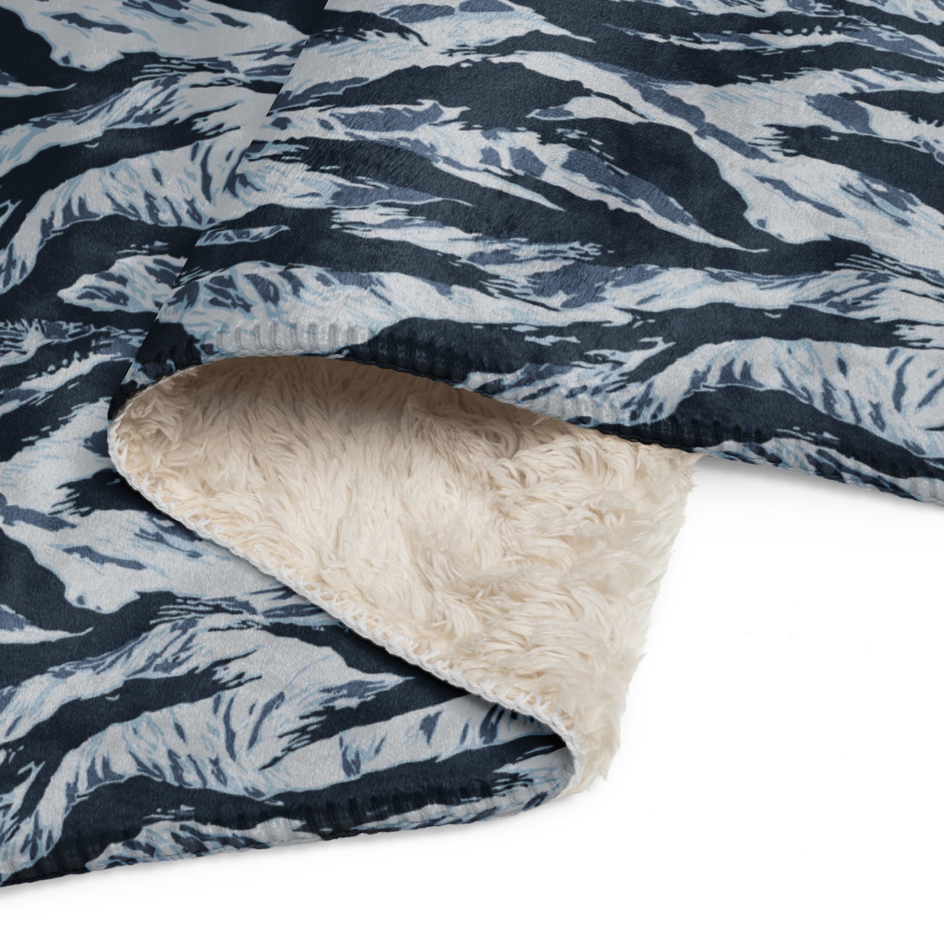 American Tiger Stripe Blue Frost CAMO Sherpa blanket - Blankets