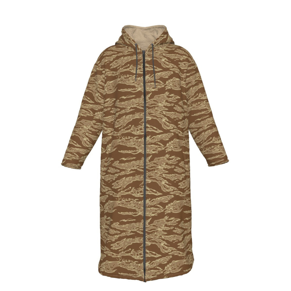 American Tiger Stripe Desert CAMO Men’s Sherpa Zip Up Long Coat - S / White - Mens