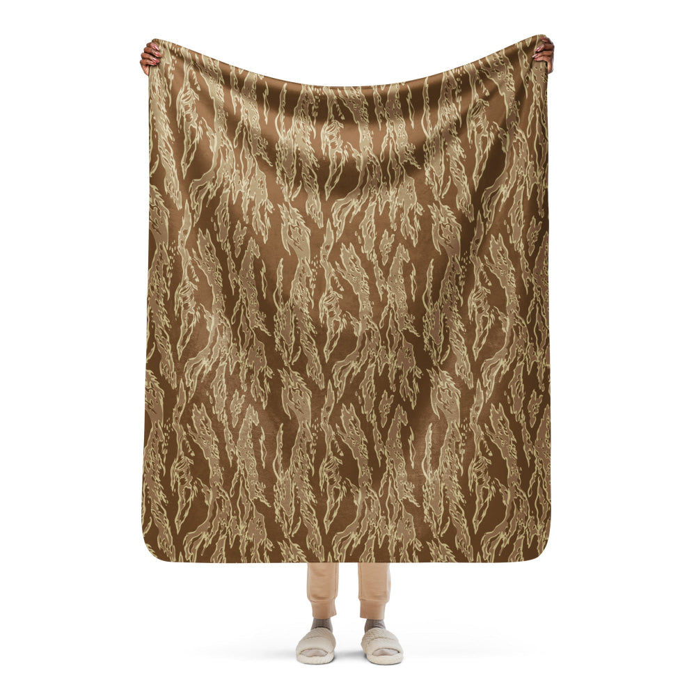 American Tiger Stripe Desert CAMO Sherpa blanket - 50″×60″ - Blanket