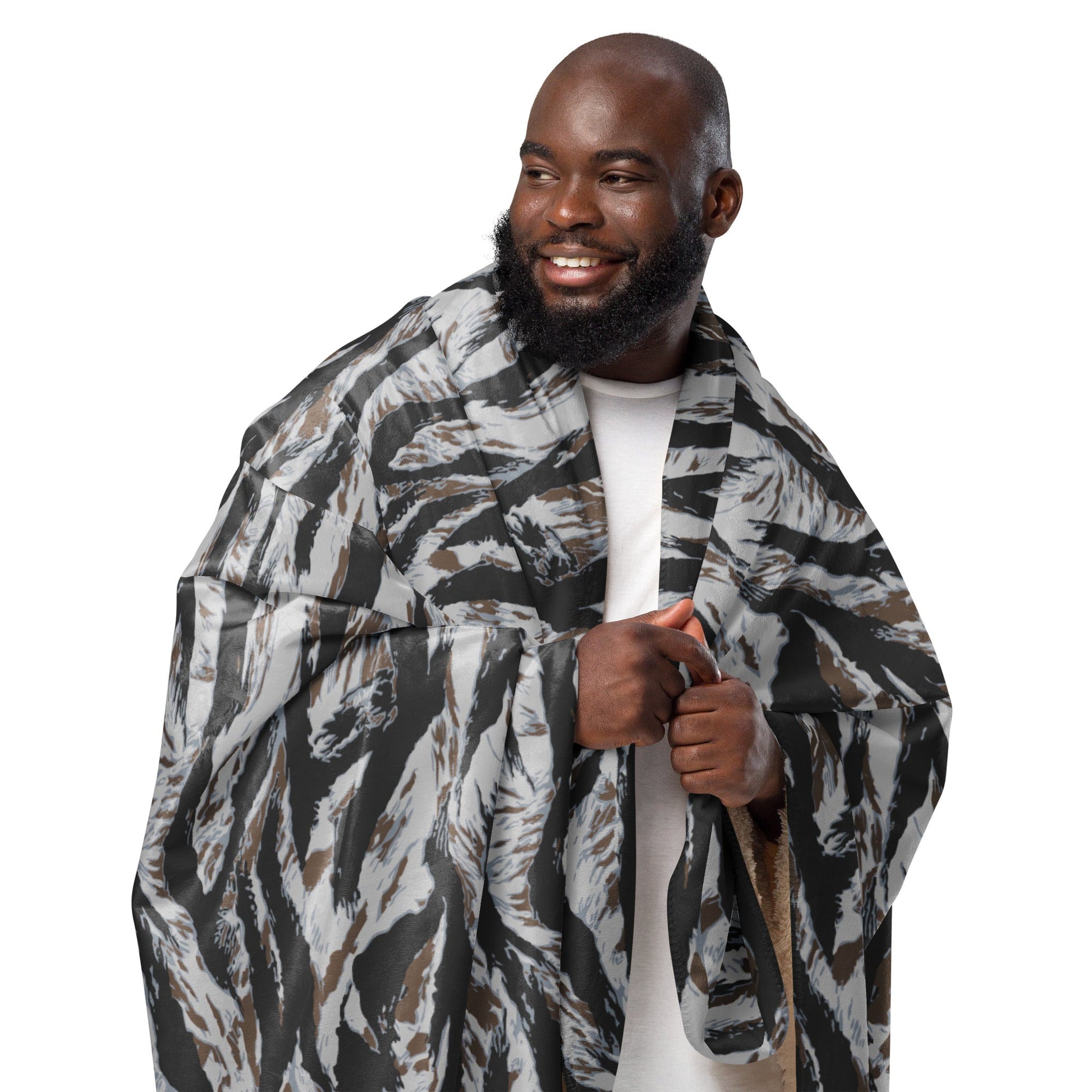 American Tiger Stripe Frostbite CAMO Sherpa blanket - Blankets