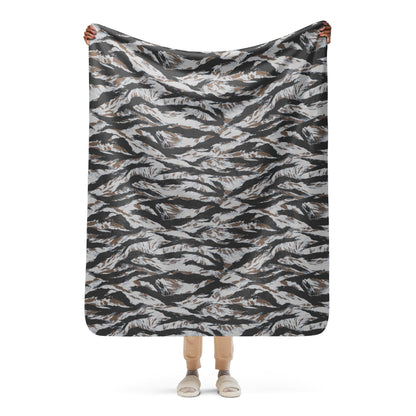 American Tiger Stripe Frostbite CAMO Sherpa blanket - 50″×60″ - Blankets