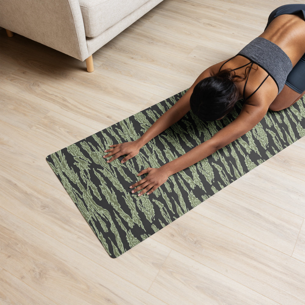 American Tiger Stripe Highland Jungle CAMO Yoga mat - Mat