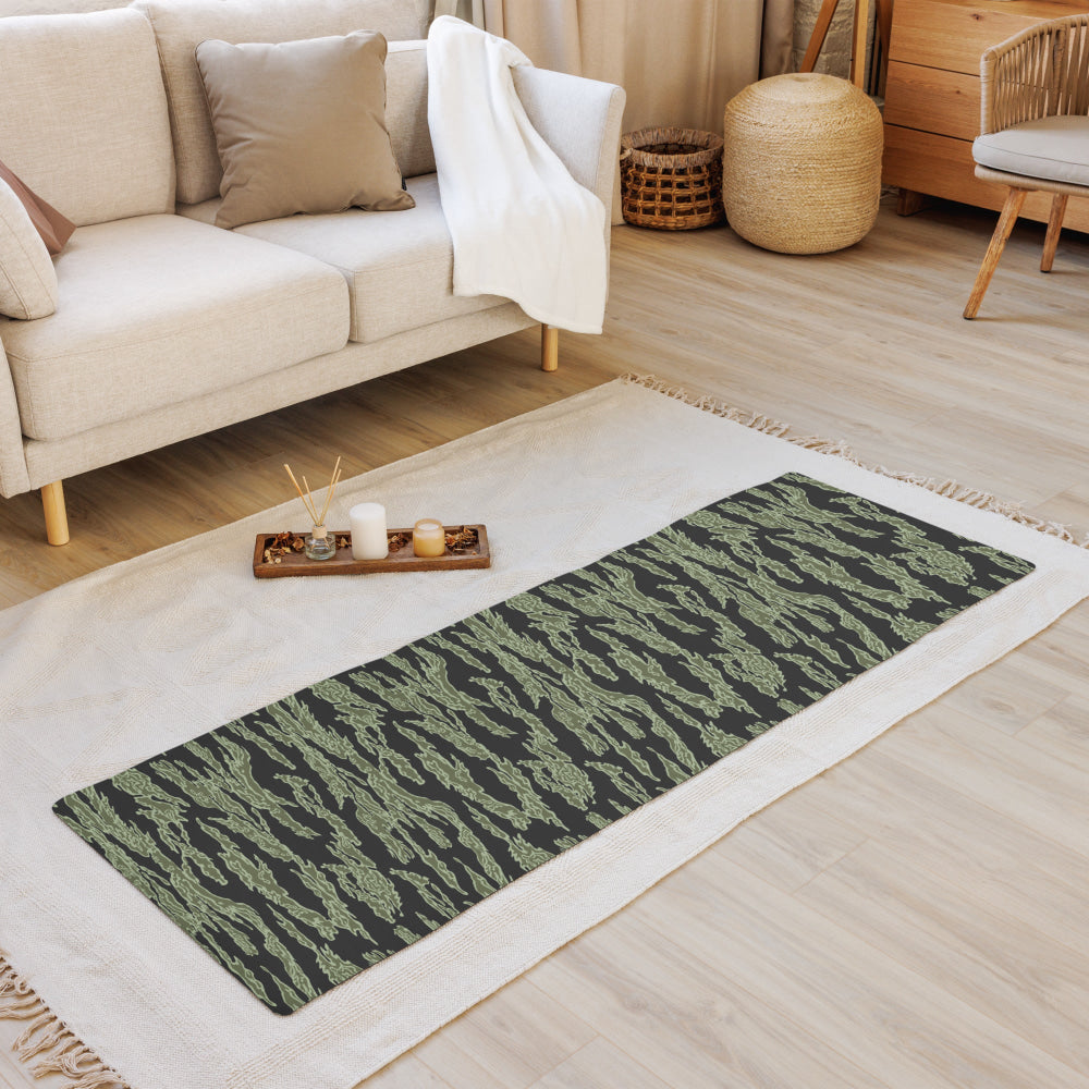 American Tiger Stripe Highland Jungle CAMO Yoga mat - Mat