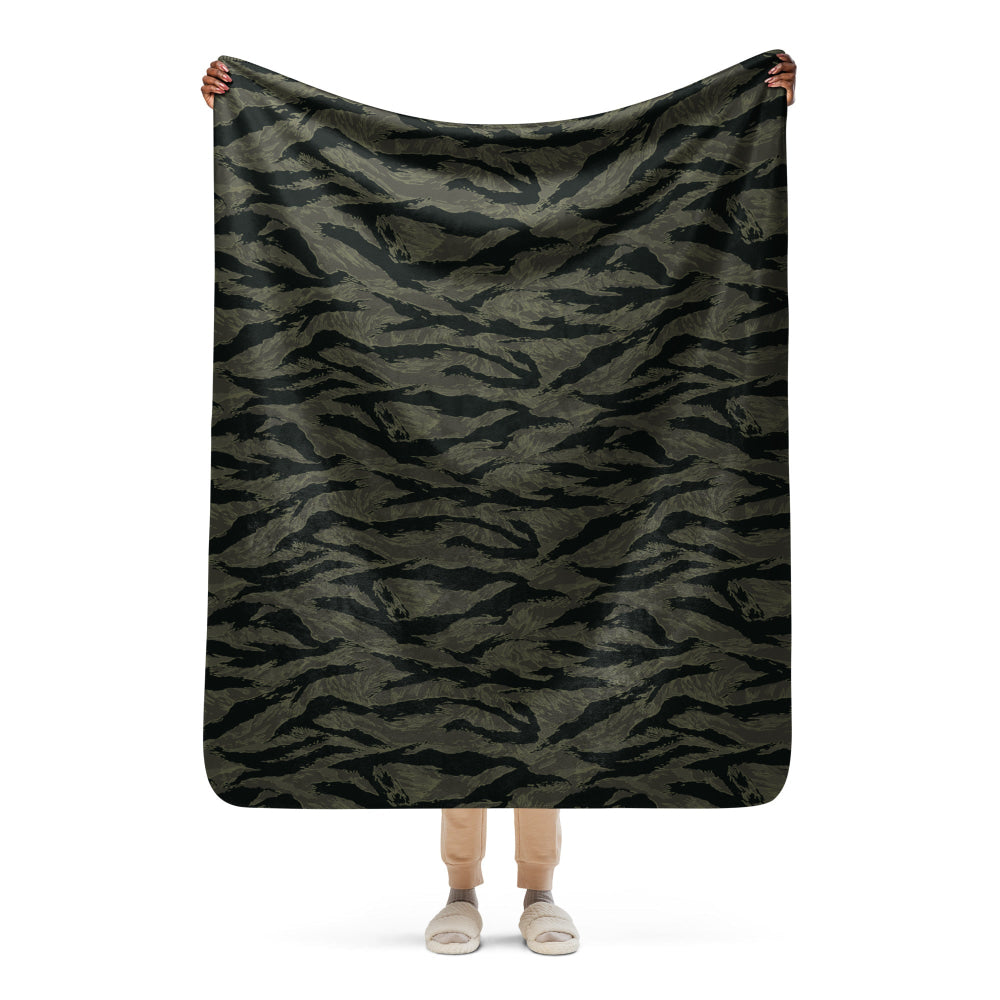 American Tiger Stripe Highland Triple Canopy CAMO Sherpa blanket - 50″×60″ - Blanket