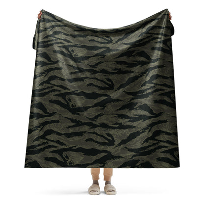 American Tiger Stripe Highland Triple Canopy CAMO Sherpa blanket - 60″×80″ - Blanket