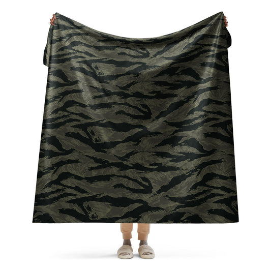 American Tiger Stripe Highland Triple Canopy CAMO Sherpa blanket - 60″×80″ - Blanket