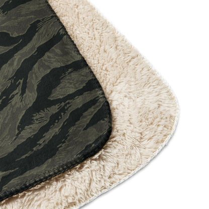 American Tiger Stripe Highland Triple Canopy CAMO Sherpa blanket - Blanket