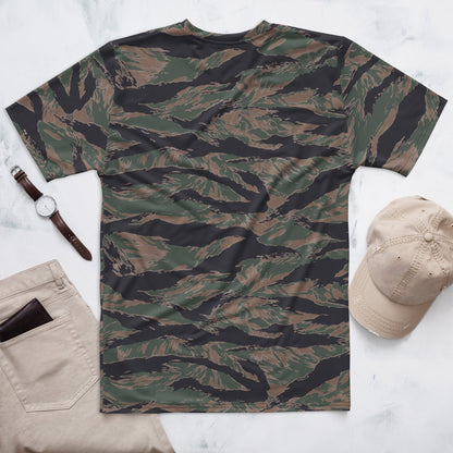 American Tiger Stripe MARPAT Woodland CAMO Mens t-shirt - T-Shirts
