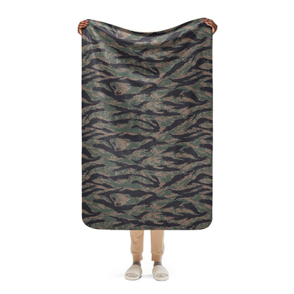 American Tiger Stripe MARPAT Woodland CAMO Sherpa Blanket - 37″×57″