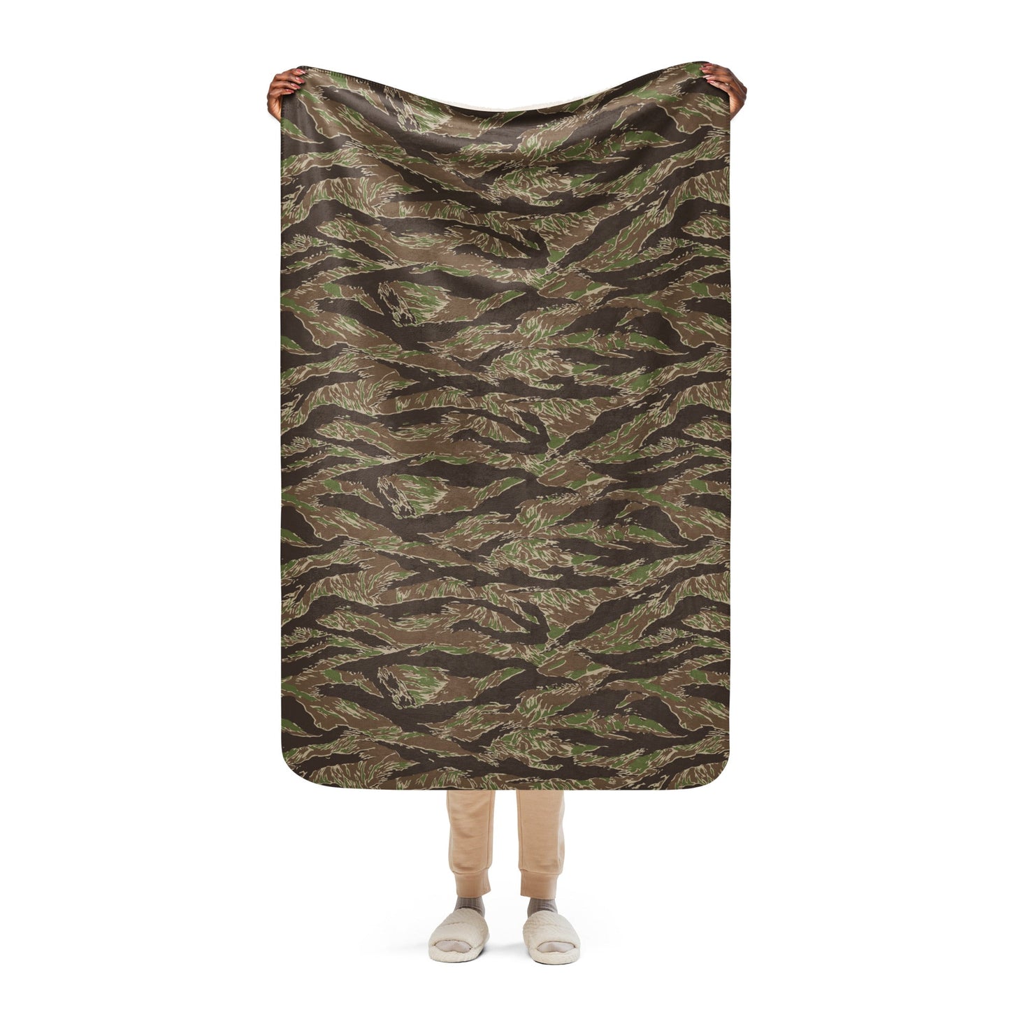American Tiger Stripe Multi-terrain CAMO Sherpa Blanket - 37″×57″