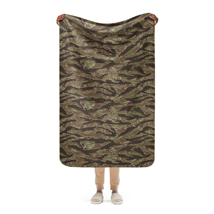American Tiger Stripe Multi-terrain CAMO Sherpa Blanket - 37″×57″