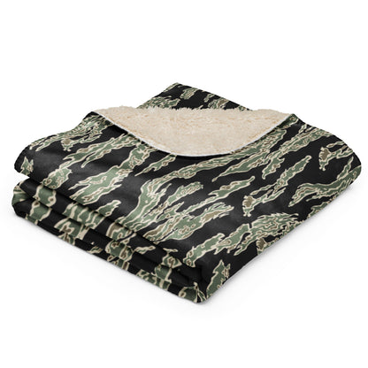 American Tiger Stripe OPFOR Sparse CAMO Sherpa blanket - Blanket