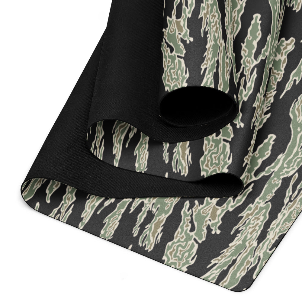 American Tiger Stripe OPFOR Sparse CAMO Yoga mat - Mat