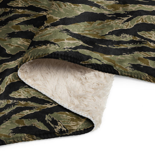 American Tiger Stripe Sparse John Wayne CAMO Sherpa blanket - Blanket