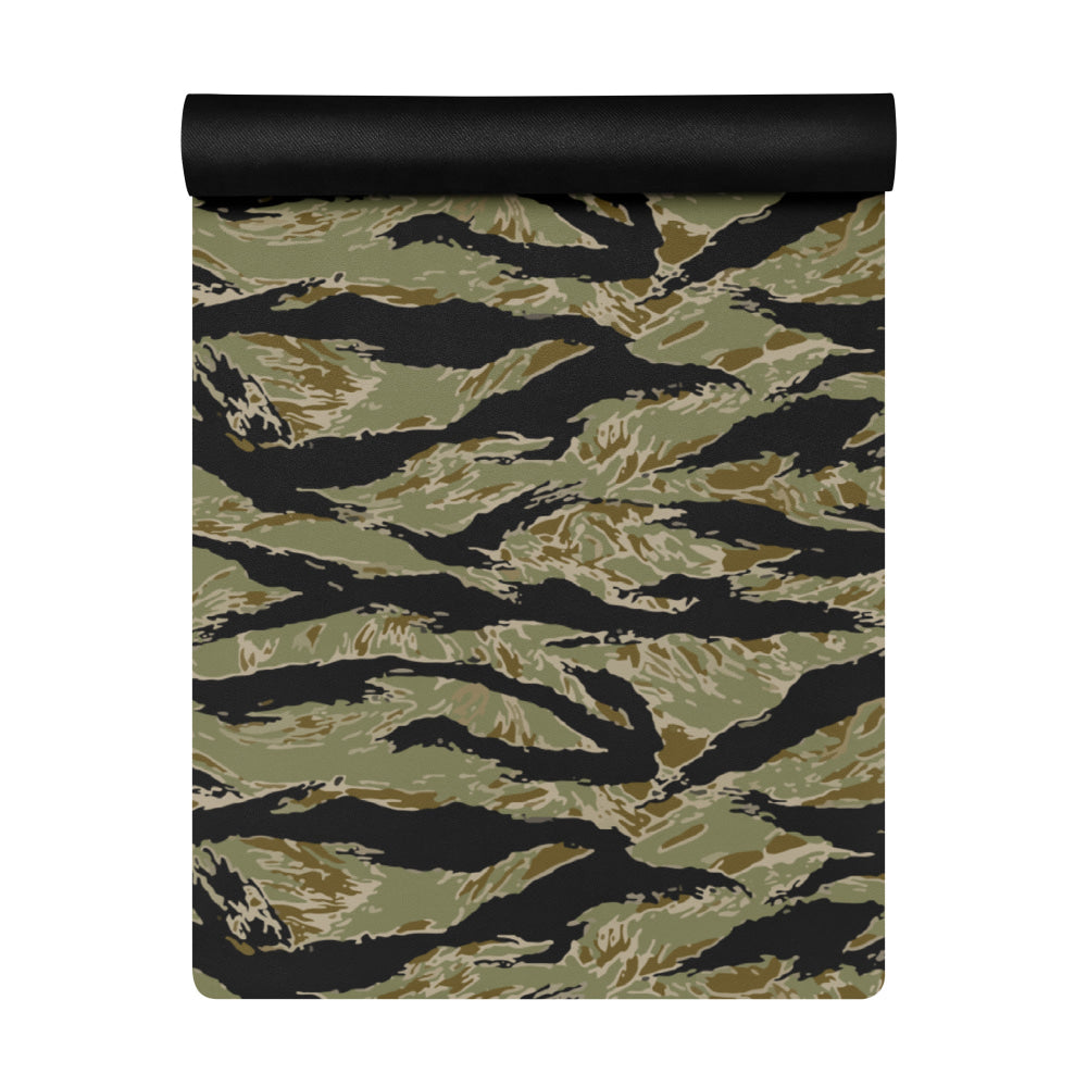 American Tiger Stripe Sparse John Wayne CAMO Yoga mat - Mat