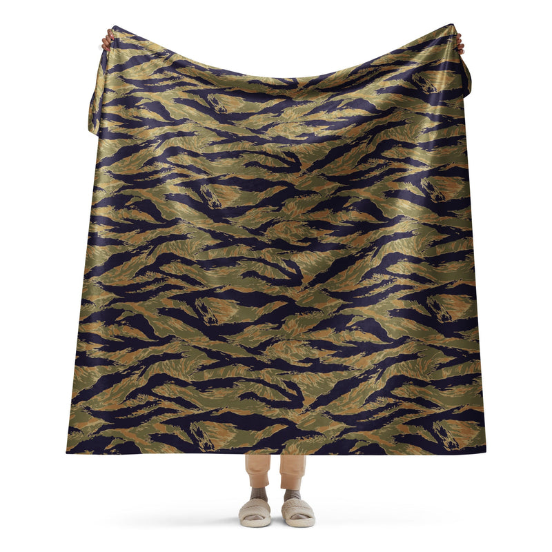 Tiger Stripe Special Forces Advisor Gold CAMO Sherpa Blanket - 60″×80″