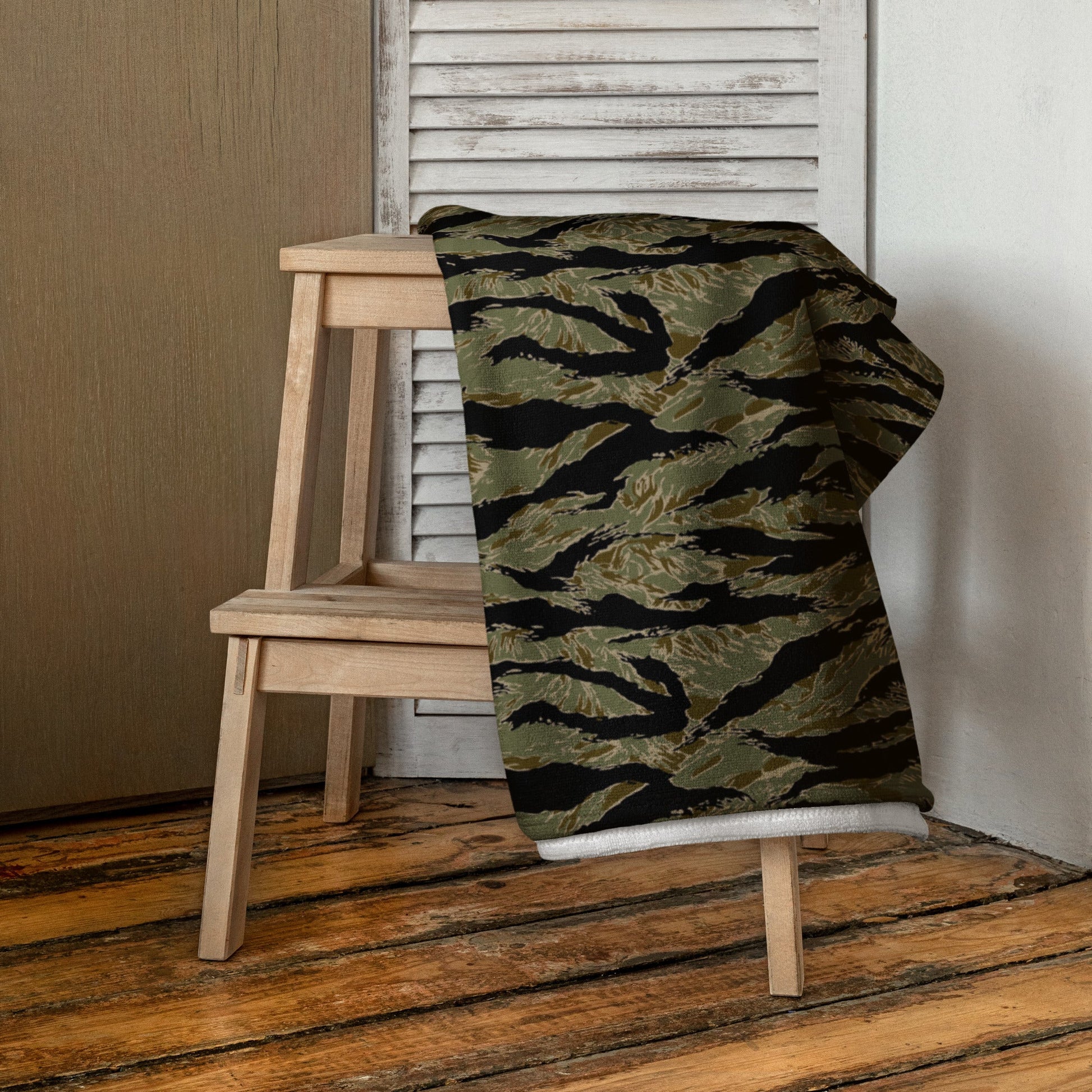 American Tiger Stripe Special Forces Advisor Sparse CAMO Towel
