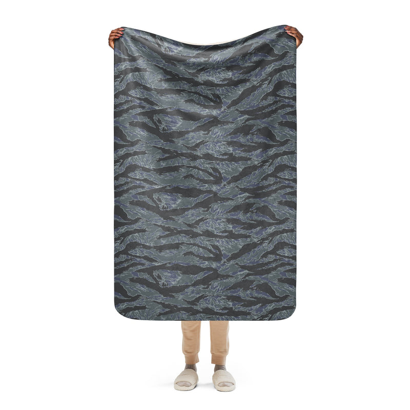 Tiger Stripe Urban Ghost CAMO Sherpa Blanket - 37″×57″