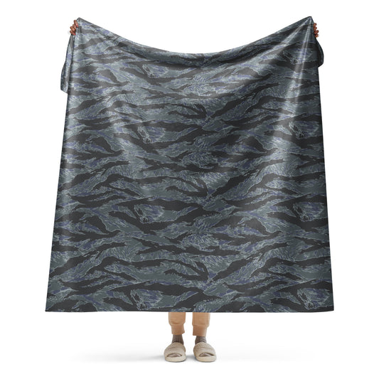 American Tiger Stripe Urban Ghost CAMO Sherpa blanket - 60″×80″ - Blankets