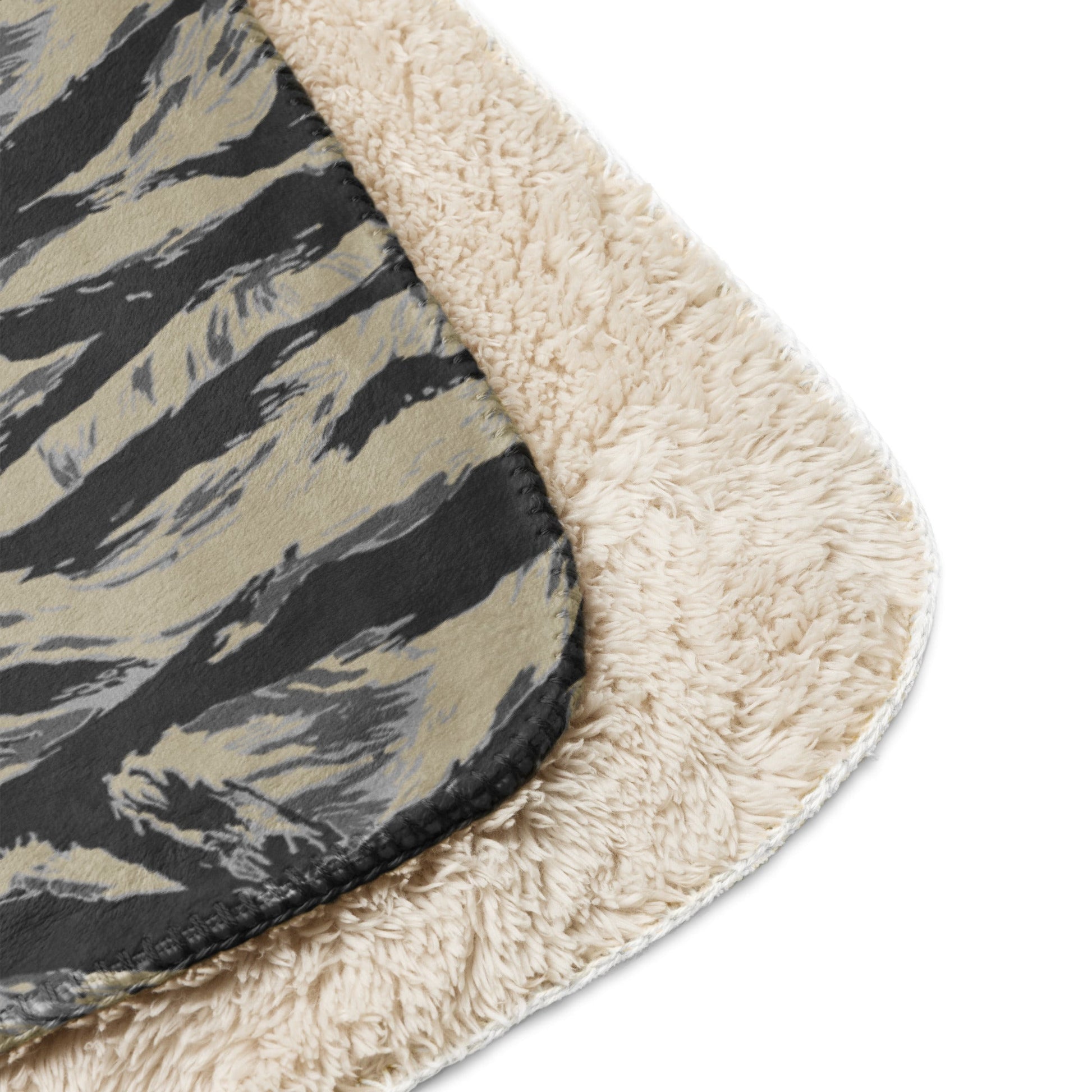 American Tiger Stripe Urban Rubble CAMO Sherpa blanket - Blankets