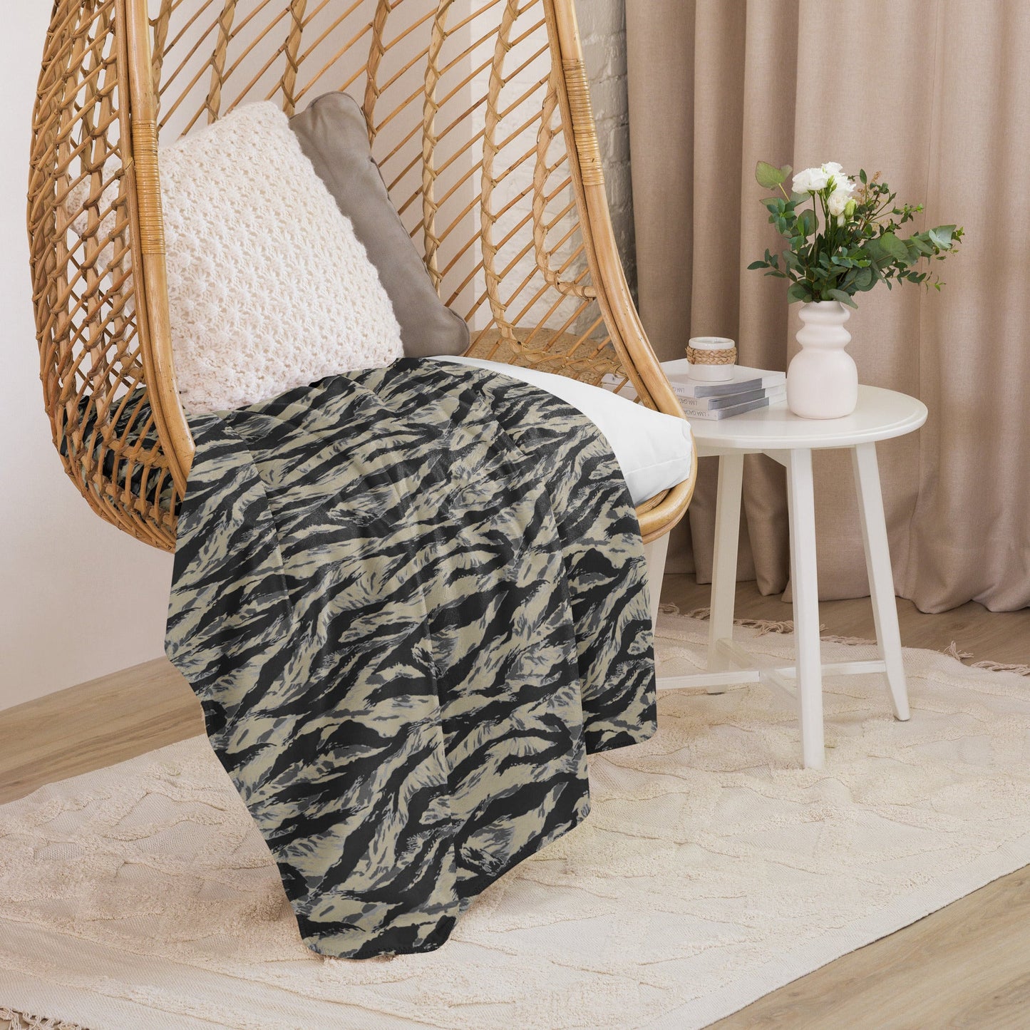 American Tiger Stripe Urban Rubble CAMO Sherpa blanket - Blankets