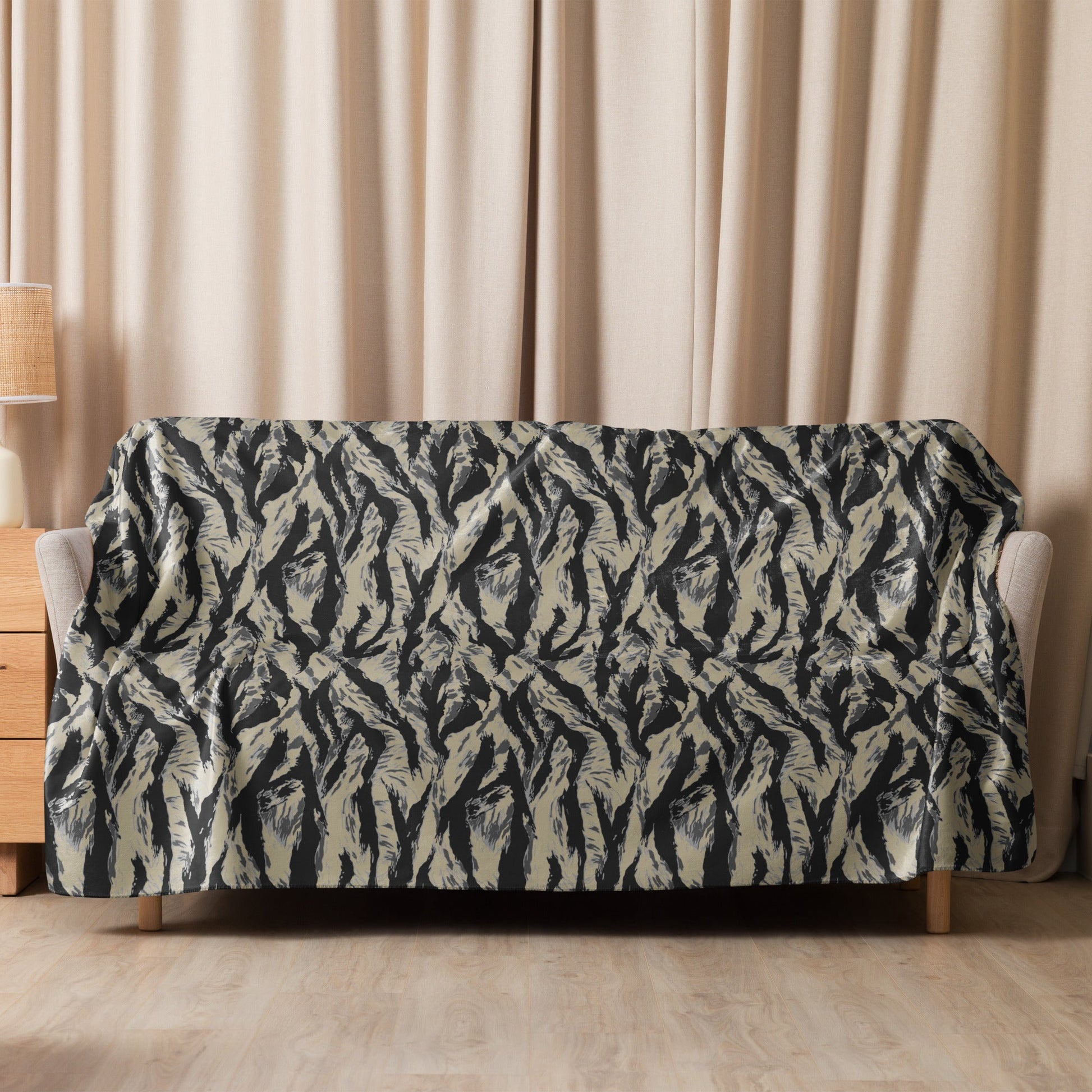American Tiger Stripe Urban Rubble CAMO Sherpa blanket - Blankets