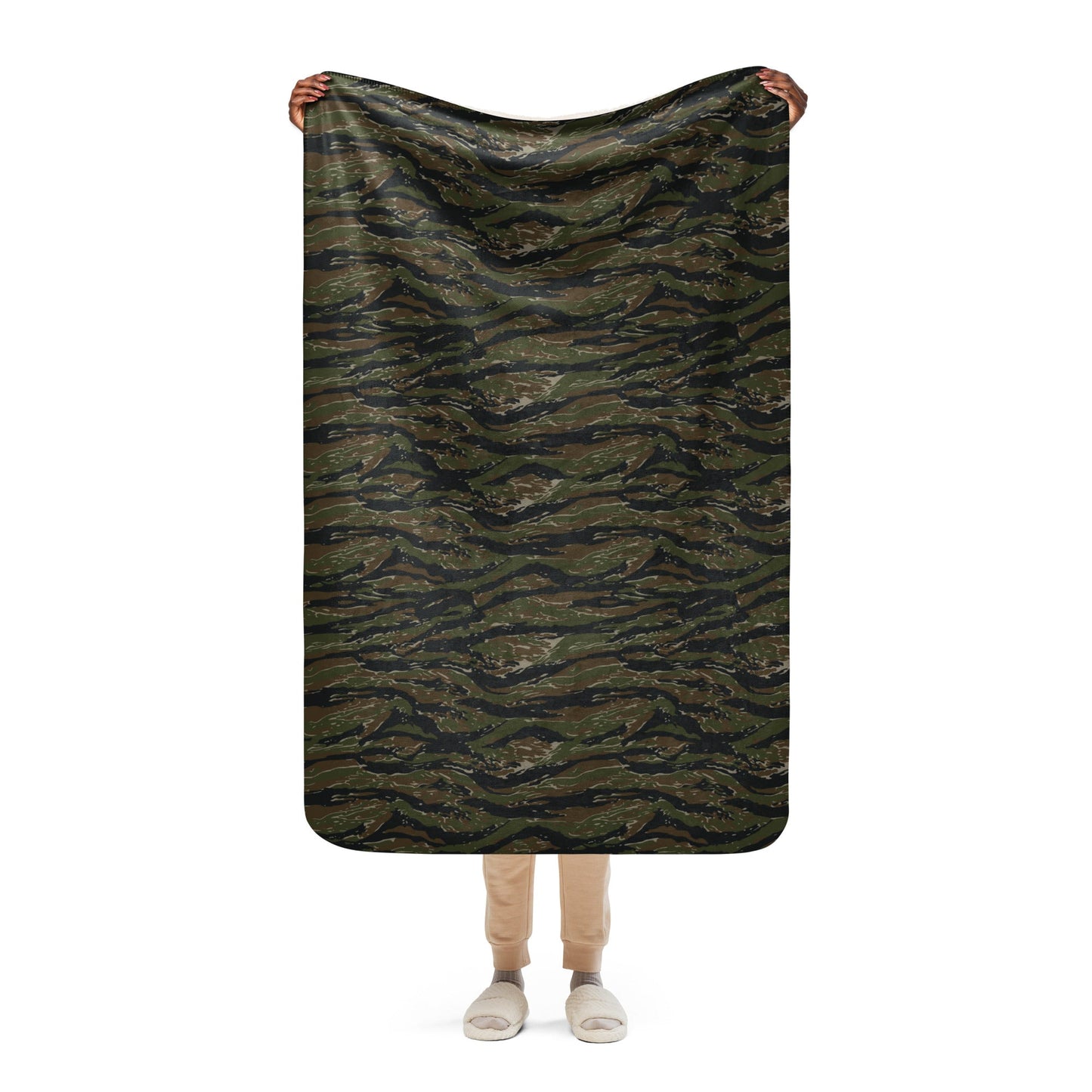 American Tiger Stripe Vintage Advisor Vietnam CAMO Sherpa blanket - 37″×57″ - Blankets