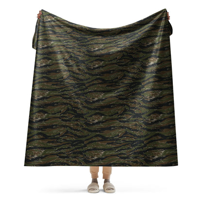 American Tiger Stripe Vintage Advisor Vietnam CAMO Sherpa blanket - 60″×80″ - Blankets