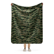 Tiger Stripe Viper CAMO Sherpa Blanket - 50″×60″