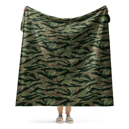 American Tiger Stripe Viper CAMO Sherpa blanket - 60″×80″ - Blankets