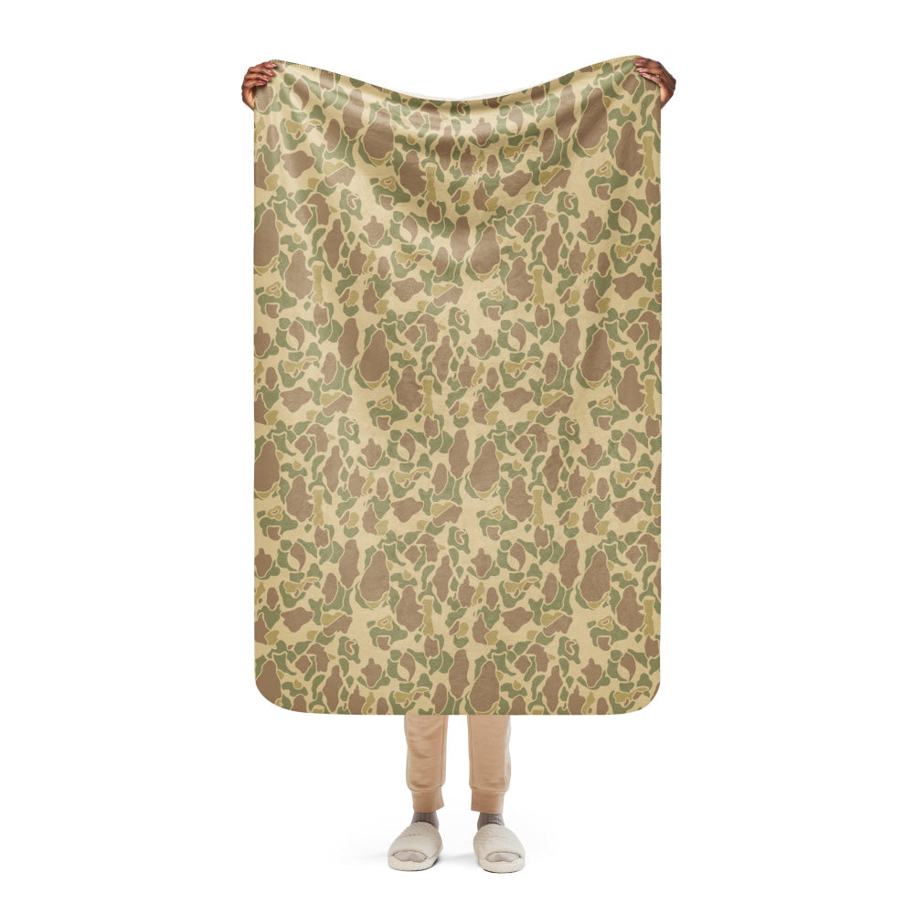 American WW2 M1942 Frog Skin Beach CAMO Sherpa blanket - 37″×57″ - Blanket