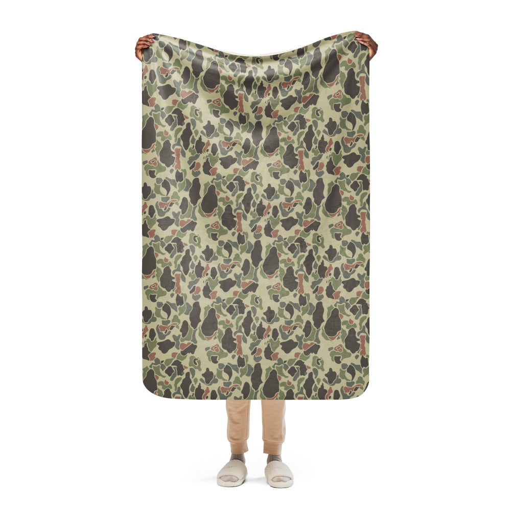 American WW2 M1942 Frog Skin Jungle Faded CAMO Sherpa blanket - 37″×57″ - Blanket