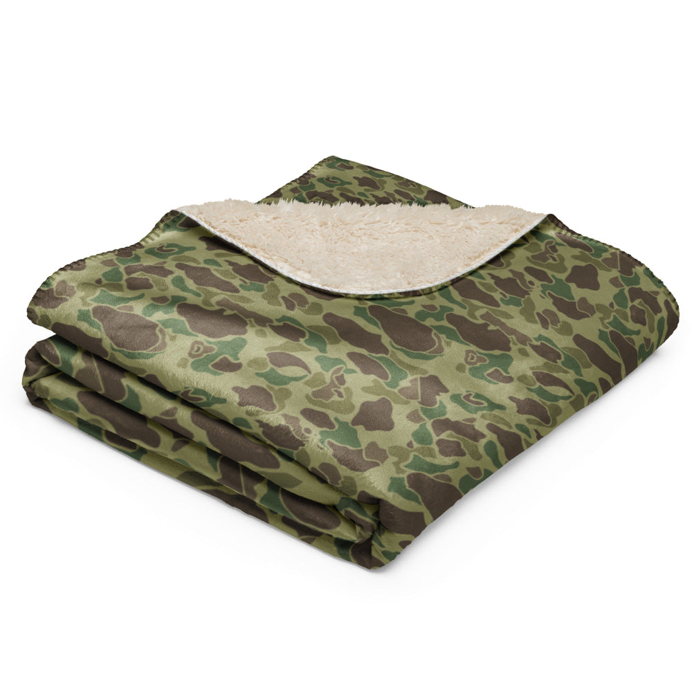 American WW2 M1942 Frog Skin Jungle CAMO Sherpa blanket - Blanket