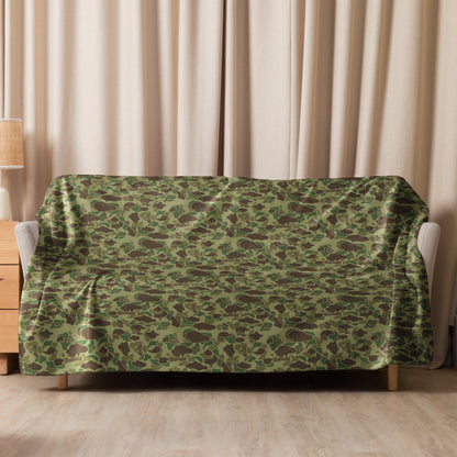 American WW2 M1942 Frog Skin Jungle CAMO Sherpa blanket - Blanket