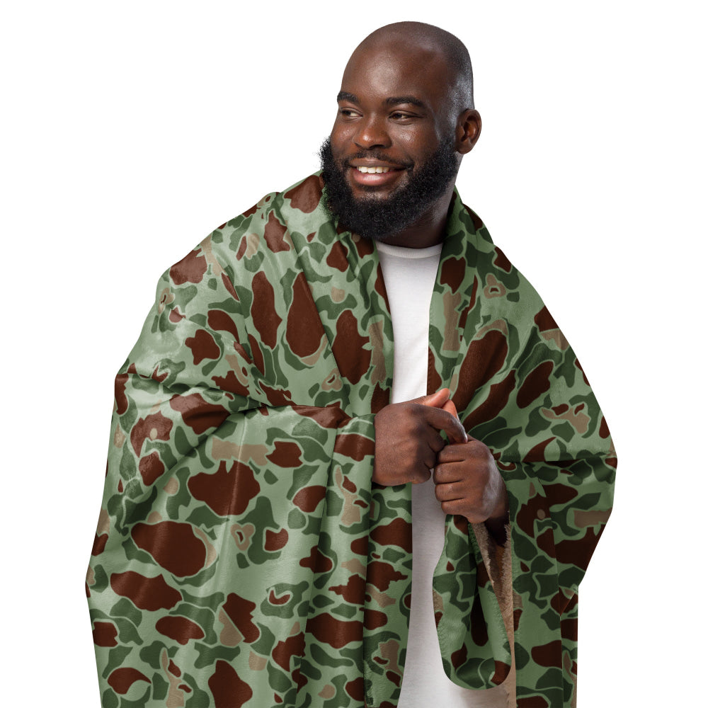 American WW2 M1942 Frog Skin Raider CAMO Sherpa blanket - Blanket