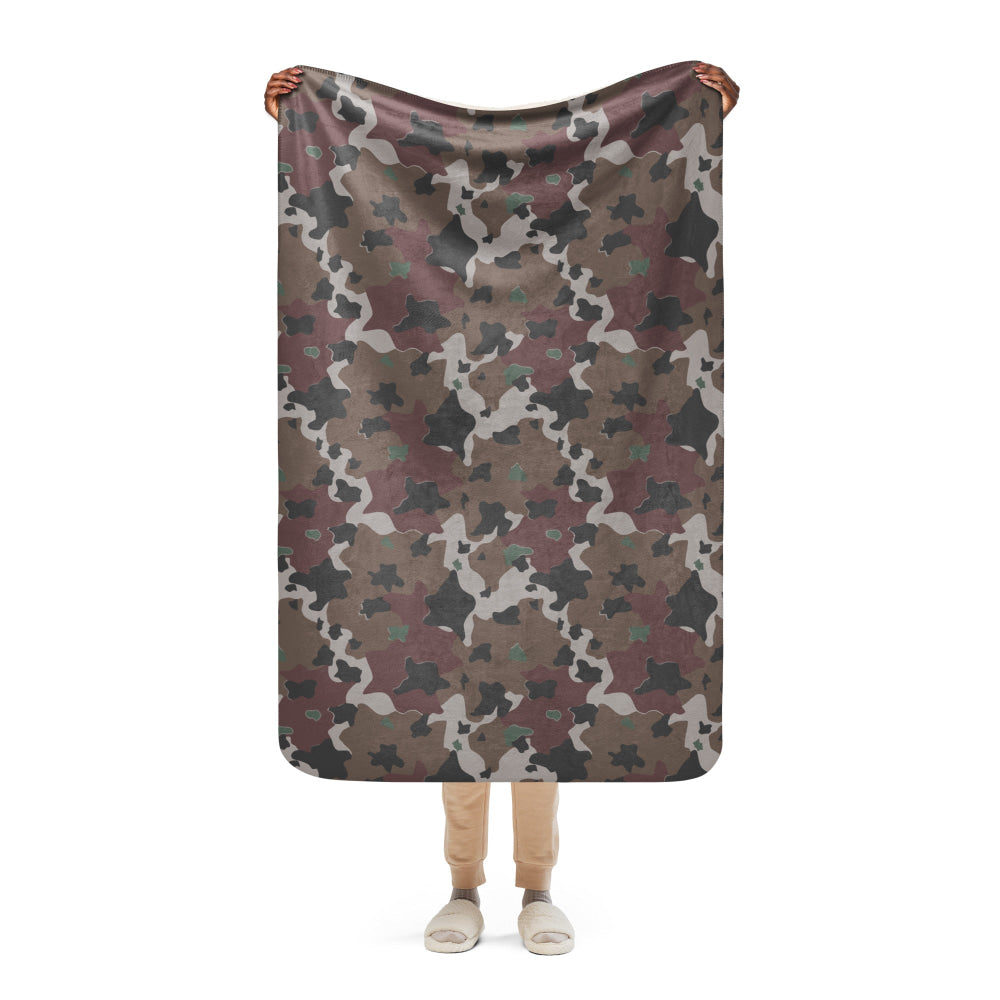 American WW2 Marine Experimental CAMO Sherpa blanket - 37″×57″ - Blanket