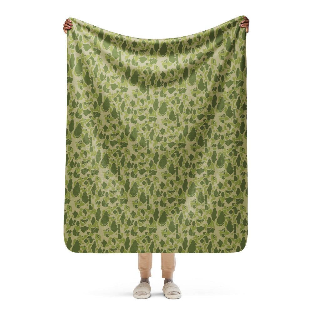 American WW2 Parachute CAMO Sherpa blanket - 50″×60″ - Blanket