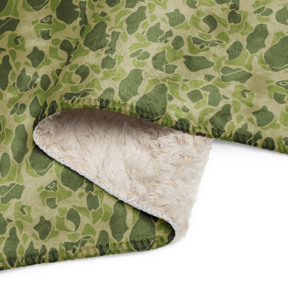 American WW2 Parachute CAMO Sherpa blanket - Blanket