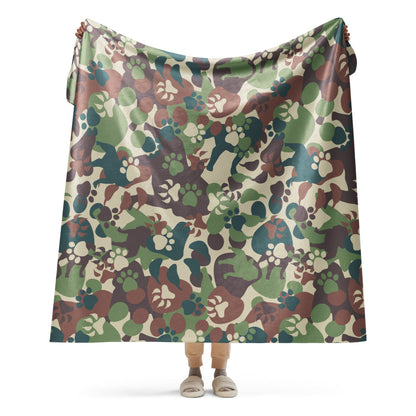 Animal Paw CAMO Sherpa blanket - 60″×80″ - Blanket