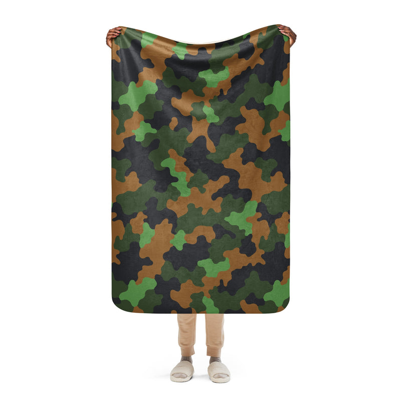 Archipelago Jungle Heritage CAMO Sherpa Blanket - 37″×57″