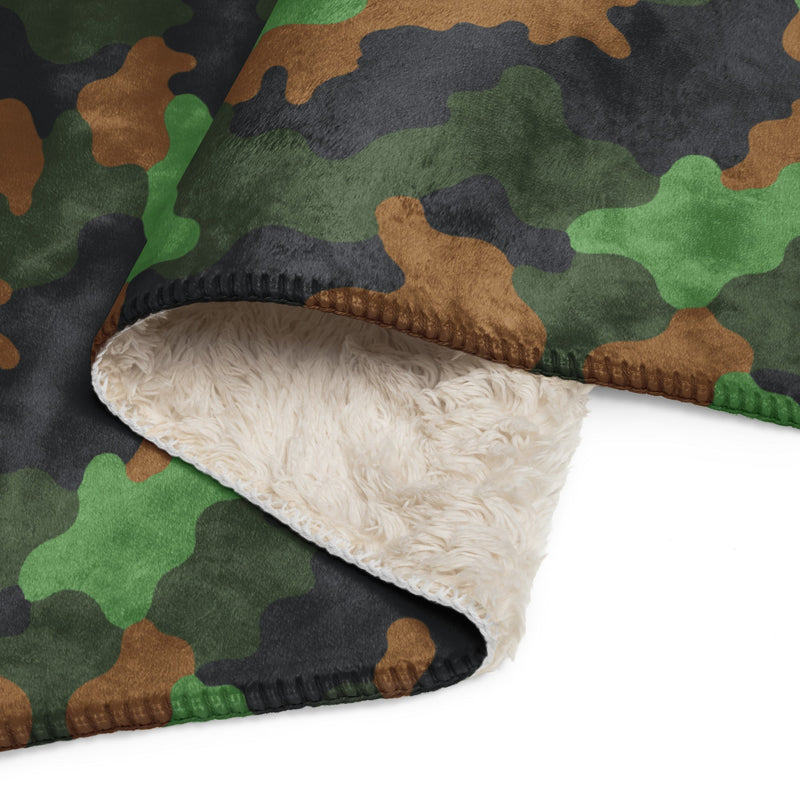 Archipelago Jungle Heritage CAMO Sherpa Blanket