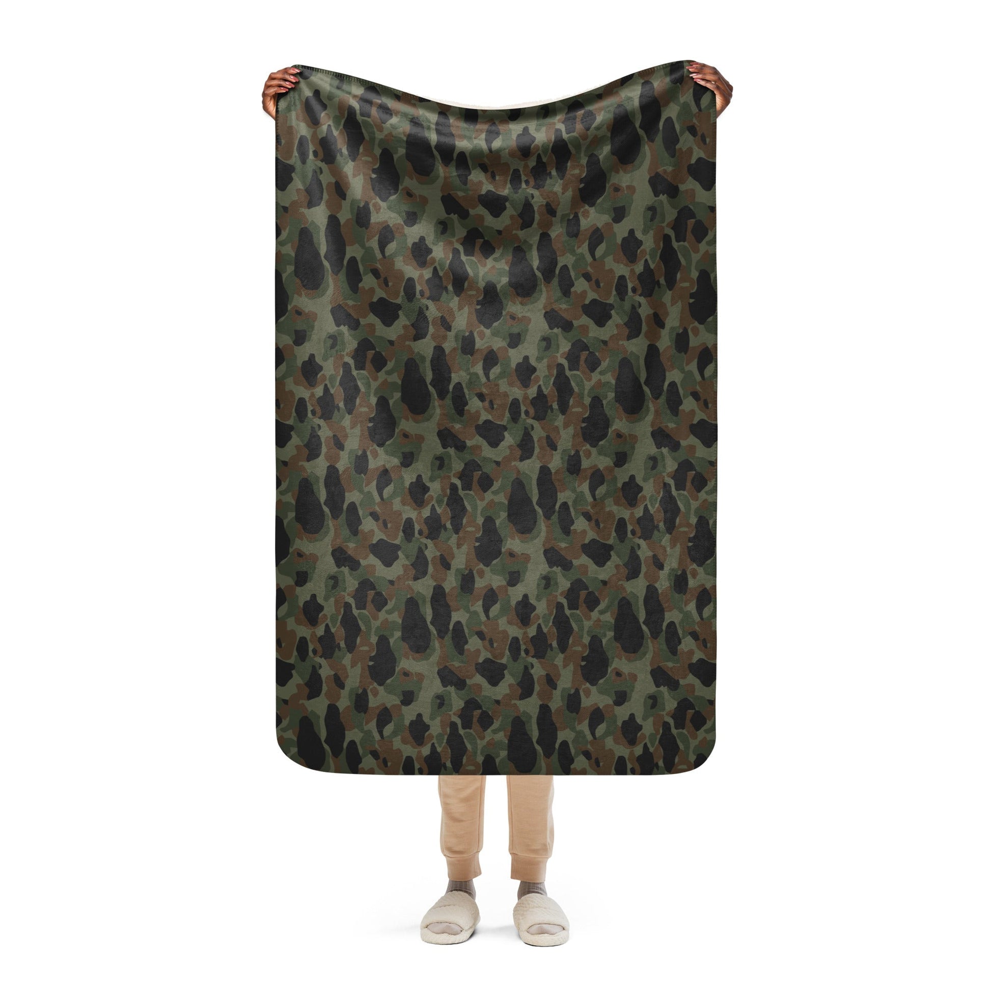Argentine Frog Skin Marine CAMO Sherpa Blanket - 37″×57″