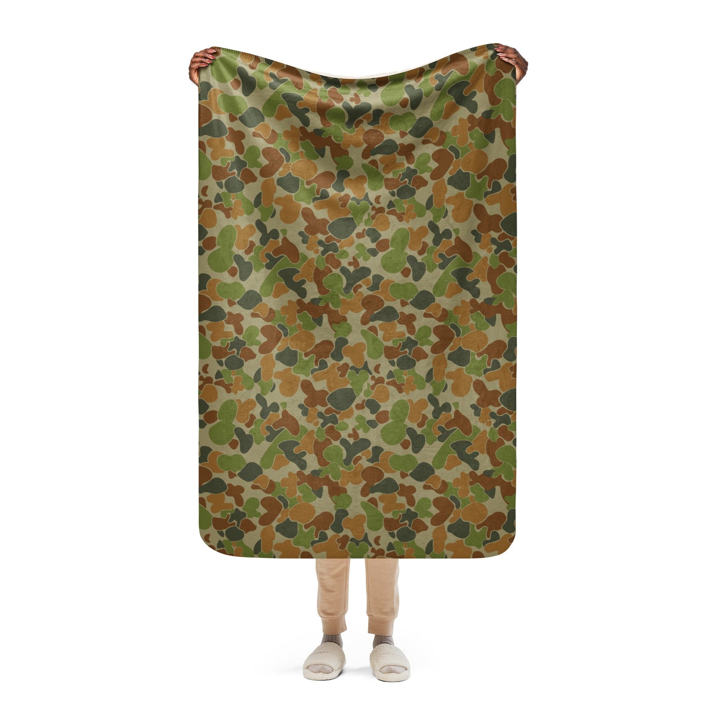 Australian AUSCAM Disruptive Pattern Camouflage Uniform (DPCU) CAMO Sherpa blanket - 37″×57″ - Blankets