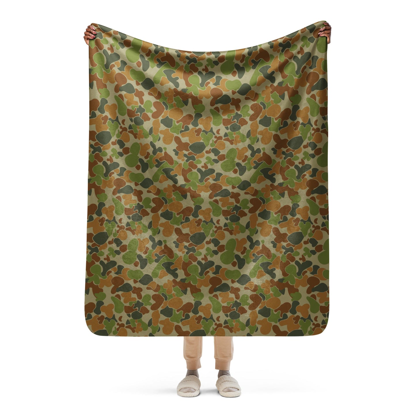 Australian AUSCAM Disruptive Pattern Camouflage Uniform (DPCU) CAMO Sherpa blanket - 50″×60″ - Blankets