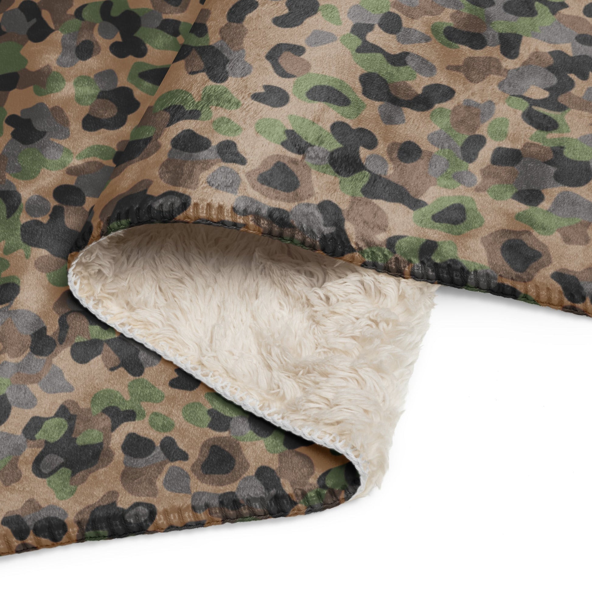 Austrian Pea Dot Erbsenmuster K4 CAMO Sherpa blanket - Blankets