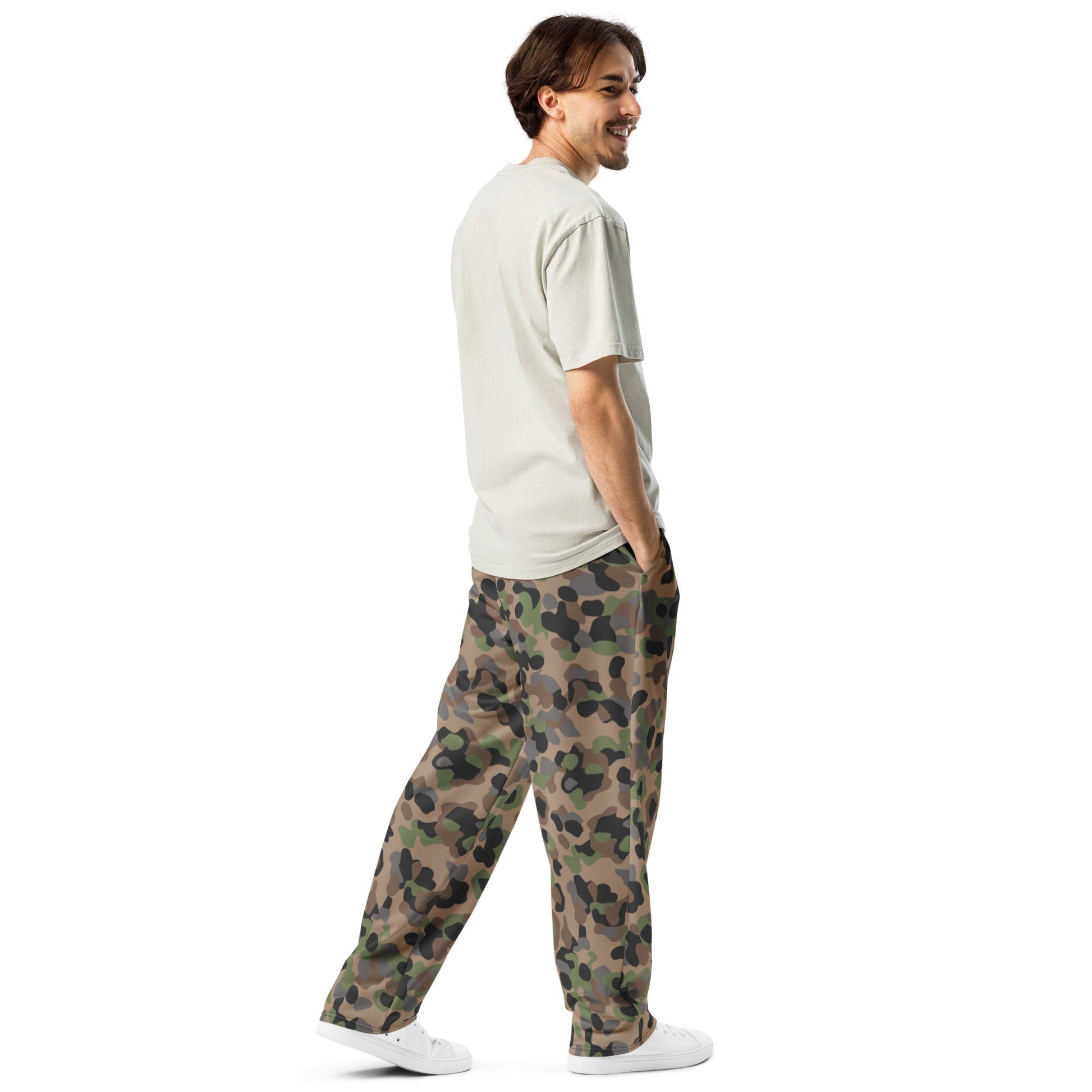 Austrian Pea Dot Erbsenmuster K4 CAMO Wide-leg joggers - Joggers
