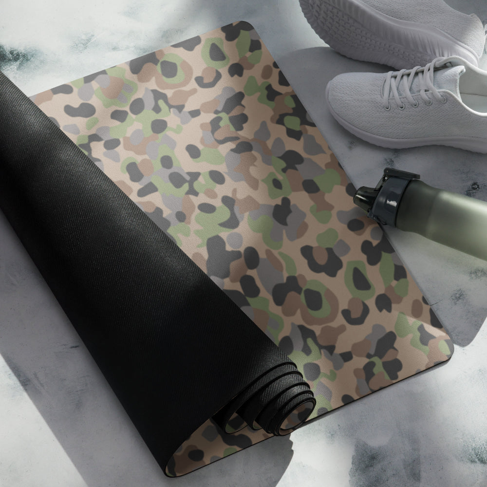 Austrian Pea Dot CAMO Yoga mat - Mat